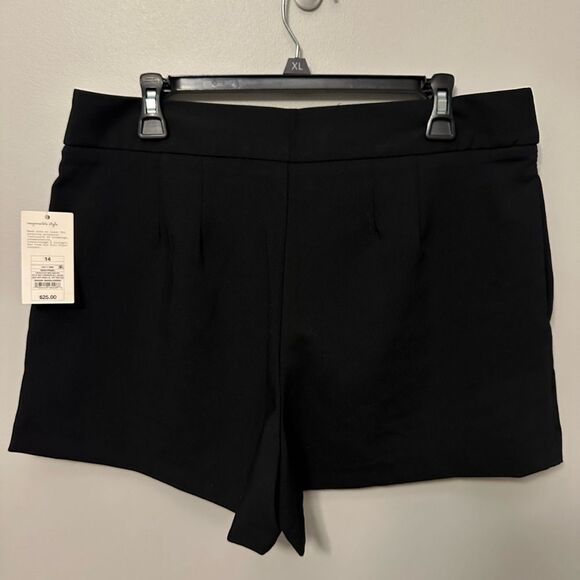 NWT A New Day Black Women's Shorts - Picture 2 of 7